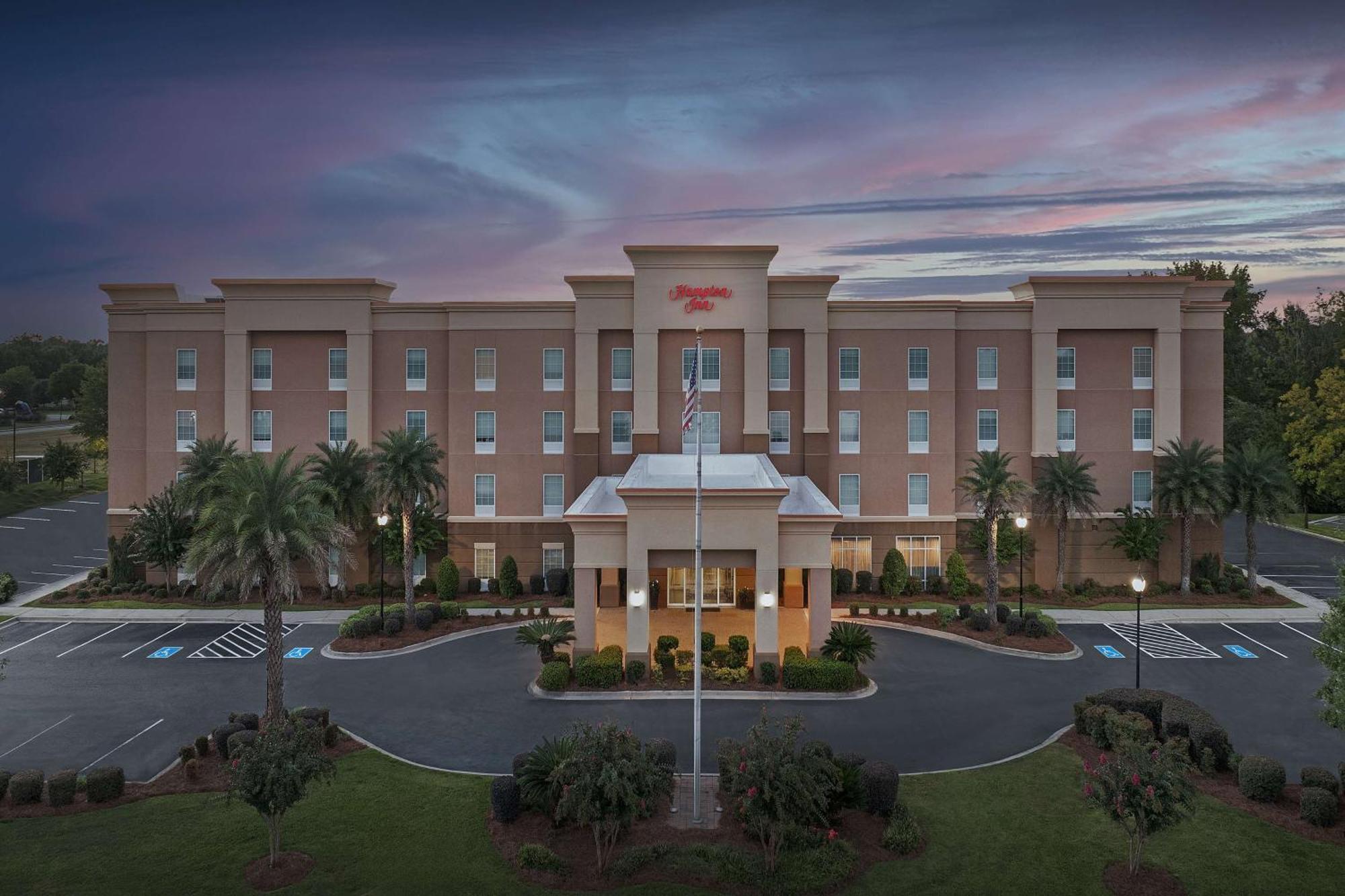 Hampton Inn Стейтсборо Екстер'єр фото